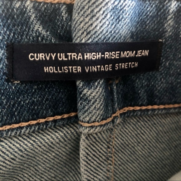 SOLD Hollister Ultra High-Waisted Mom Jeans - Picture 8 of 9